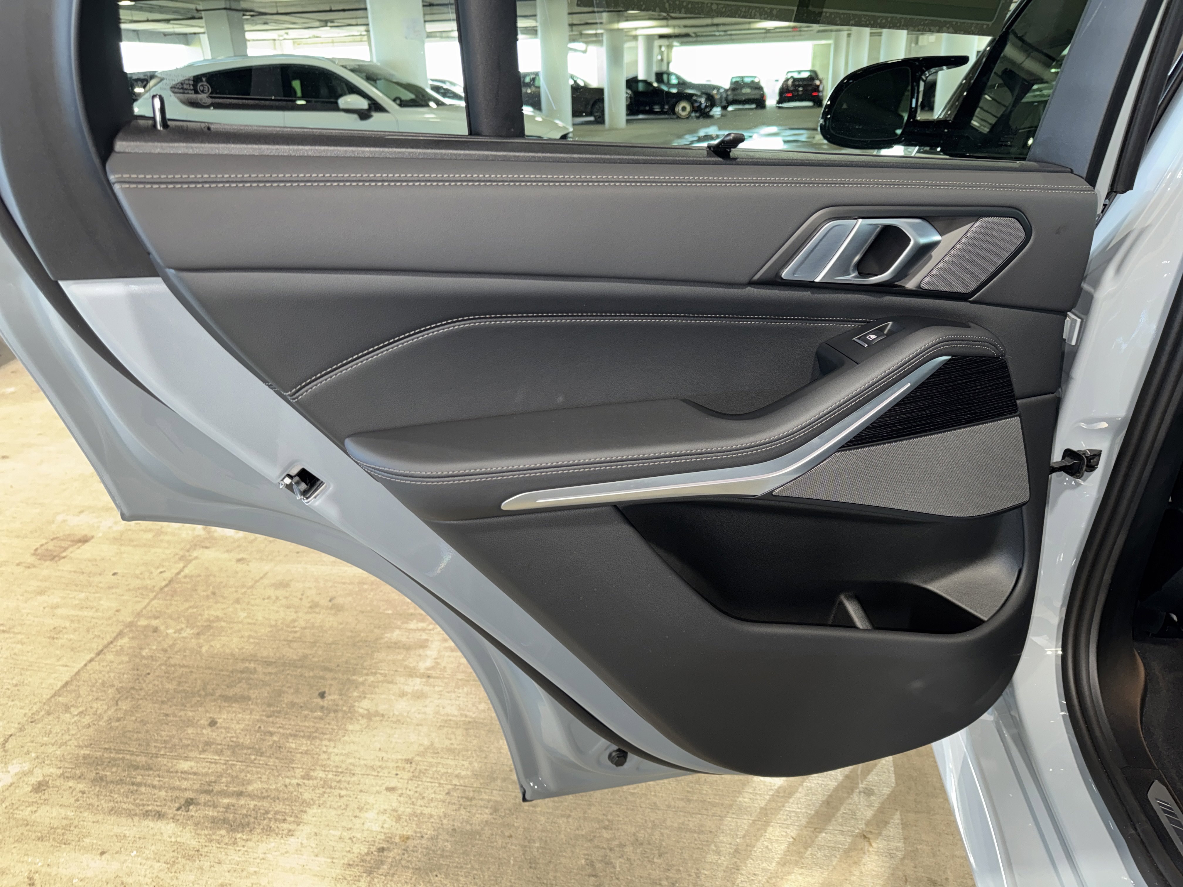 Certified 2025 BMW X5 M60i image 16