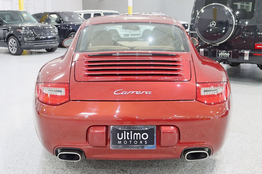 Used 2011 Porsche 911 Carrera RWD image 14