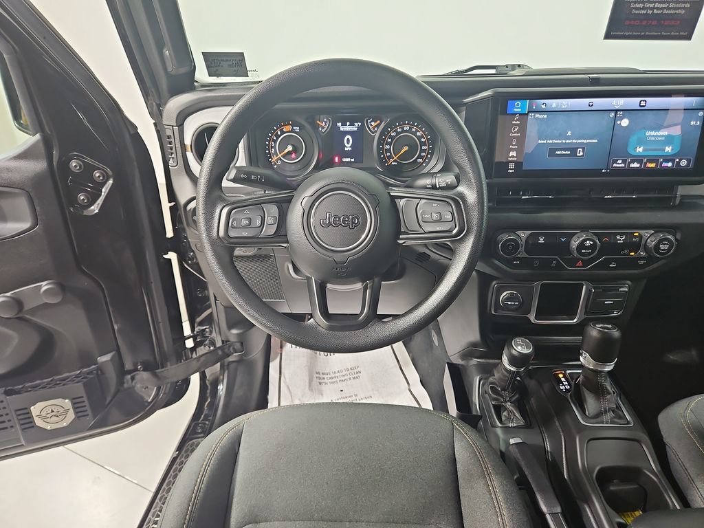 Used 2024 Jeep Wrangler Sport AWD/4WD image 14