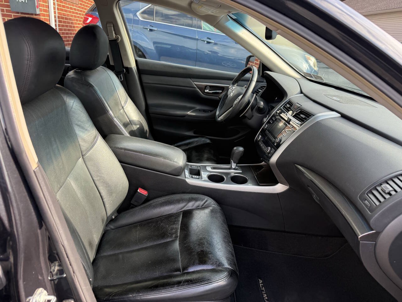 Used 2013 Nissan Altima 3.5 SL FWD image 25