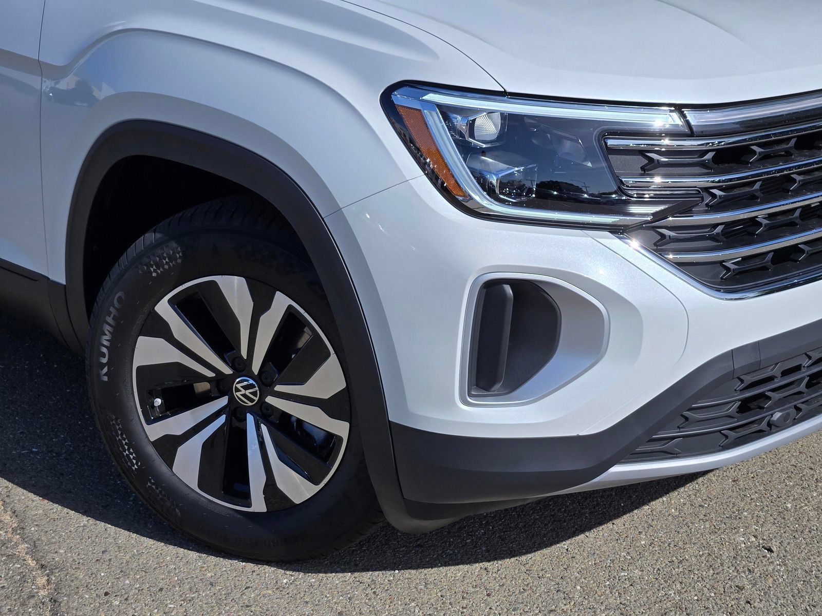 New 2026 Volkswagen Atlas SE FWD image 6