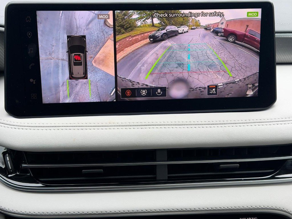 Used 2026 INFINITI QX60 Luxe w/ Family Package AWD/4WD image 22