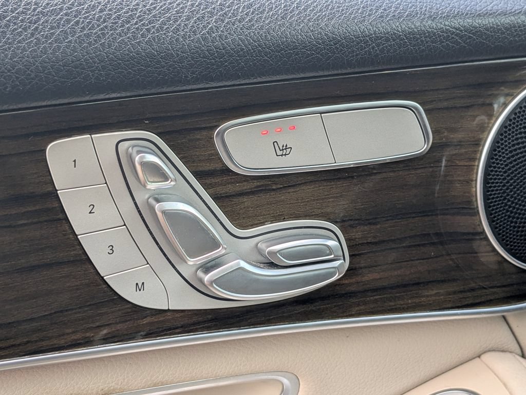 Certified 2021 Mercedes-Benz GLC 300 image 7