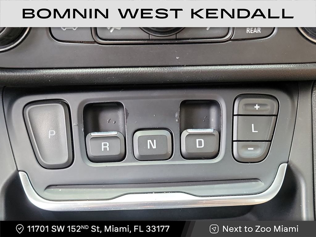 Used 2019 GMC Terrain SLT w/ Preferred Package image 21