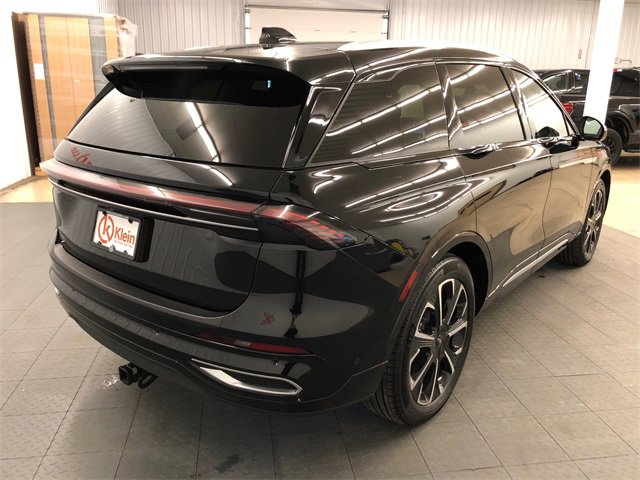 Used 2024 Lincoln Nautilus Reserve w/ Equipment Group 203A image 12