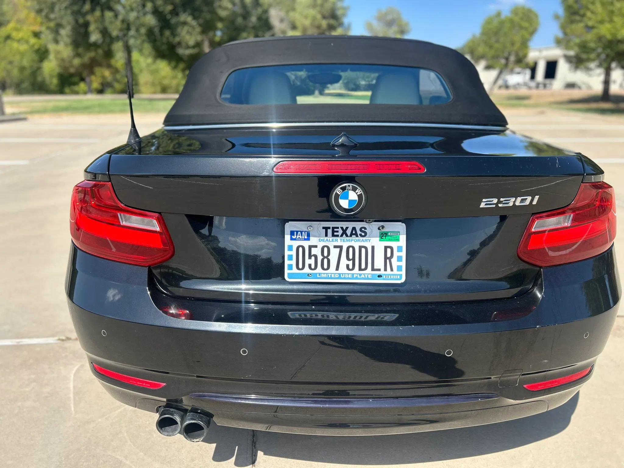 Used 2017 BMW 230i Convertible RWD image 8