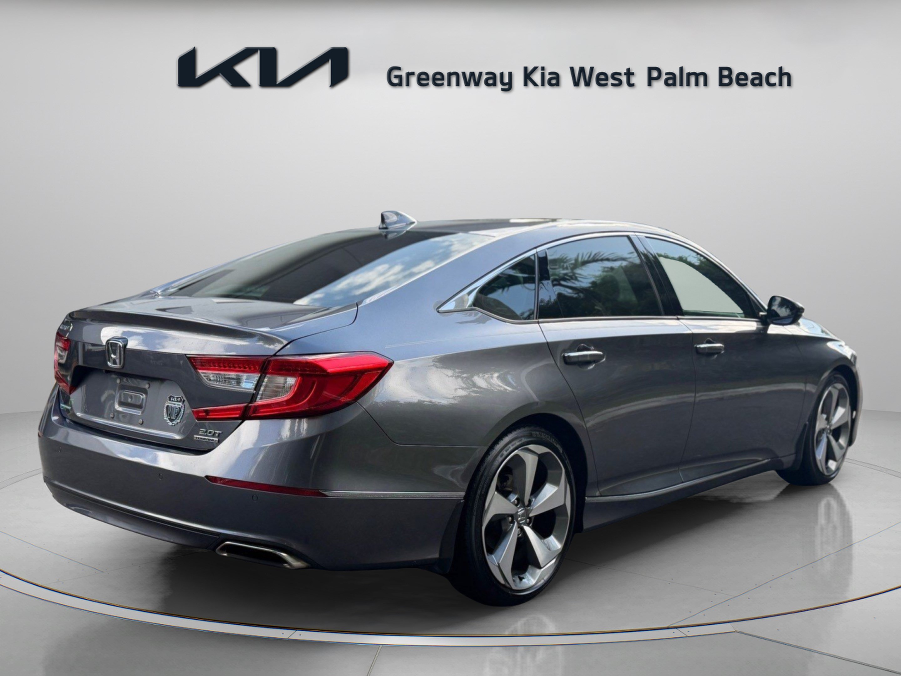 Used 2019 Honda Accord Touring image 7