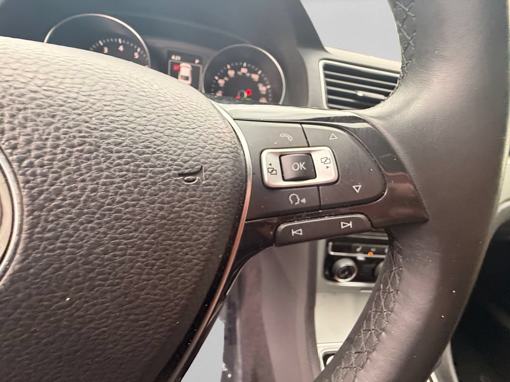 Used 2019 Volkswagen Passat 2.0T Wolfsburg FWD image 25