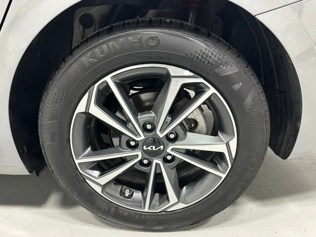 Used 2024 Kia Forte LXS image 57