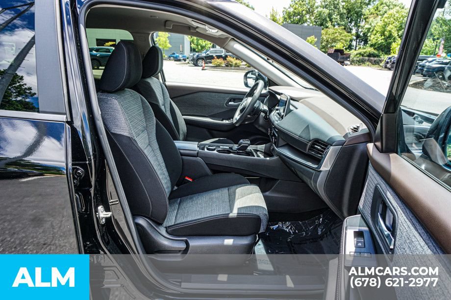 Used 2023 Nissan Rogue SV AWD/4WD image 22