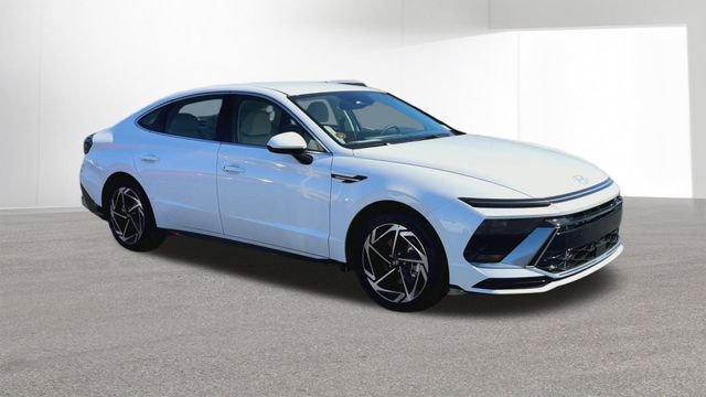 New 2026 Hyundai Sonata SEL FWD image 2