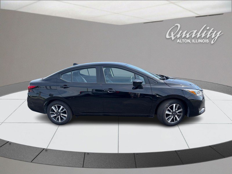 Used 2025 Nissan Versa SV FWD image 3