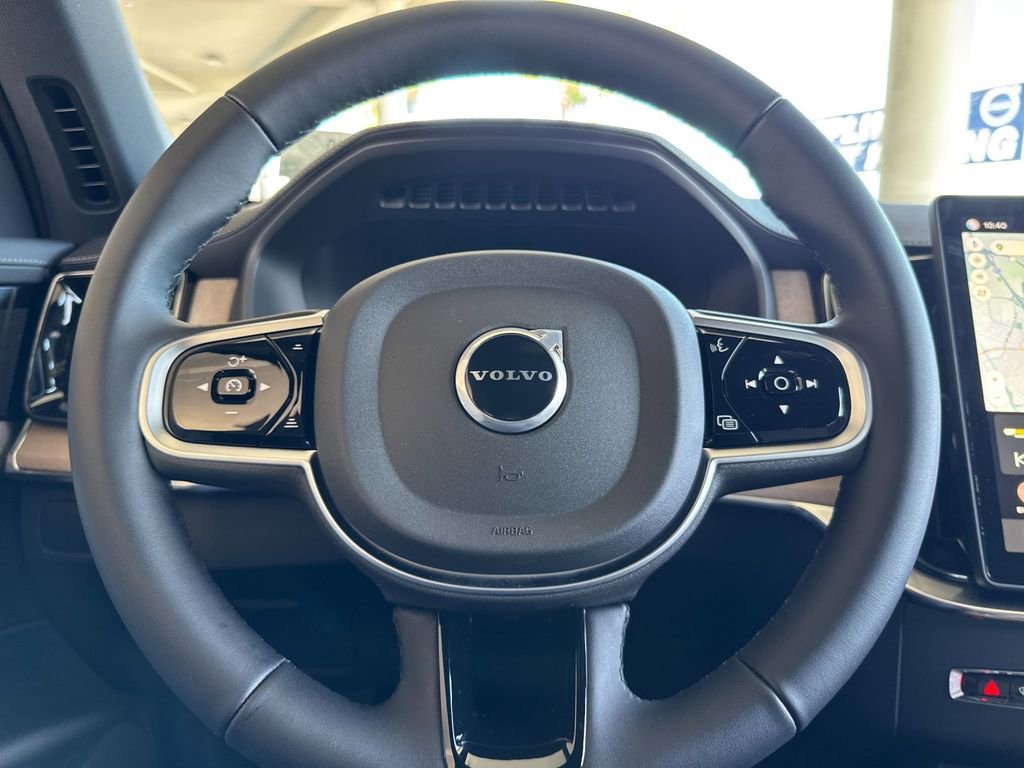 New 2026 Volvo XC90 B6 Plus w/ Protection Package Premier image 24