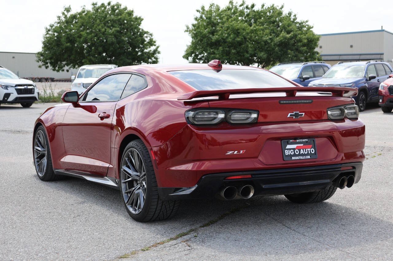Used 2022 Chevrolet Camaro ZL1 RWD image 11