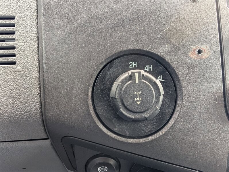 Used 2015 Ford F250 XL w/ Power Equipment Group AWD/4WD image 11