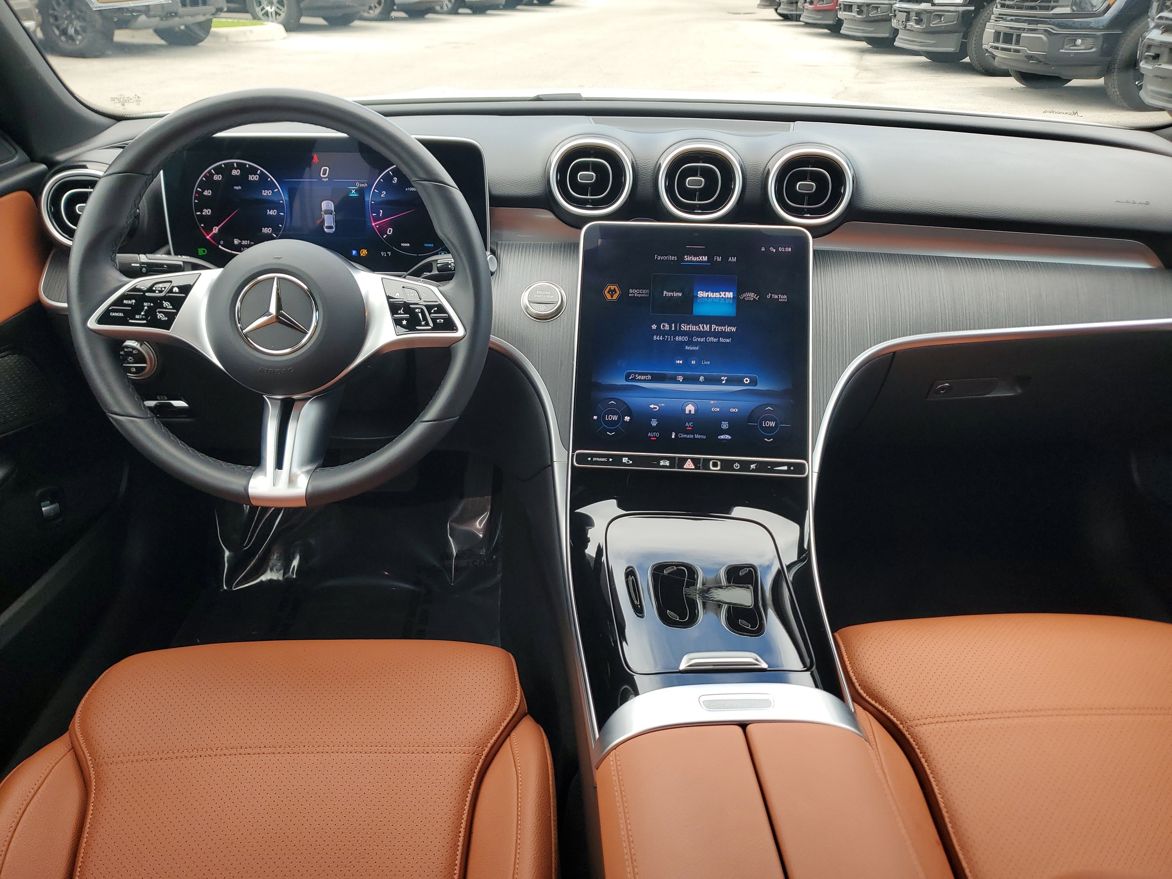 Used 2025 Mercedes-Benz C 300 Sedan image 14