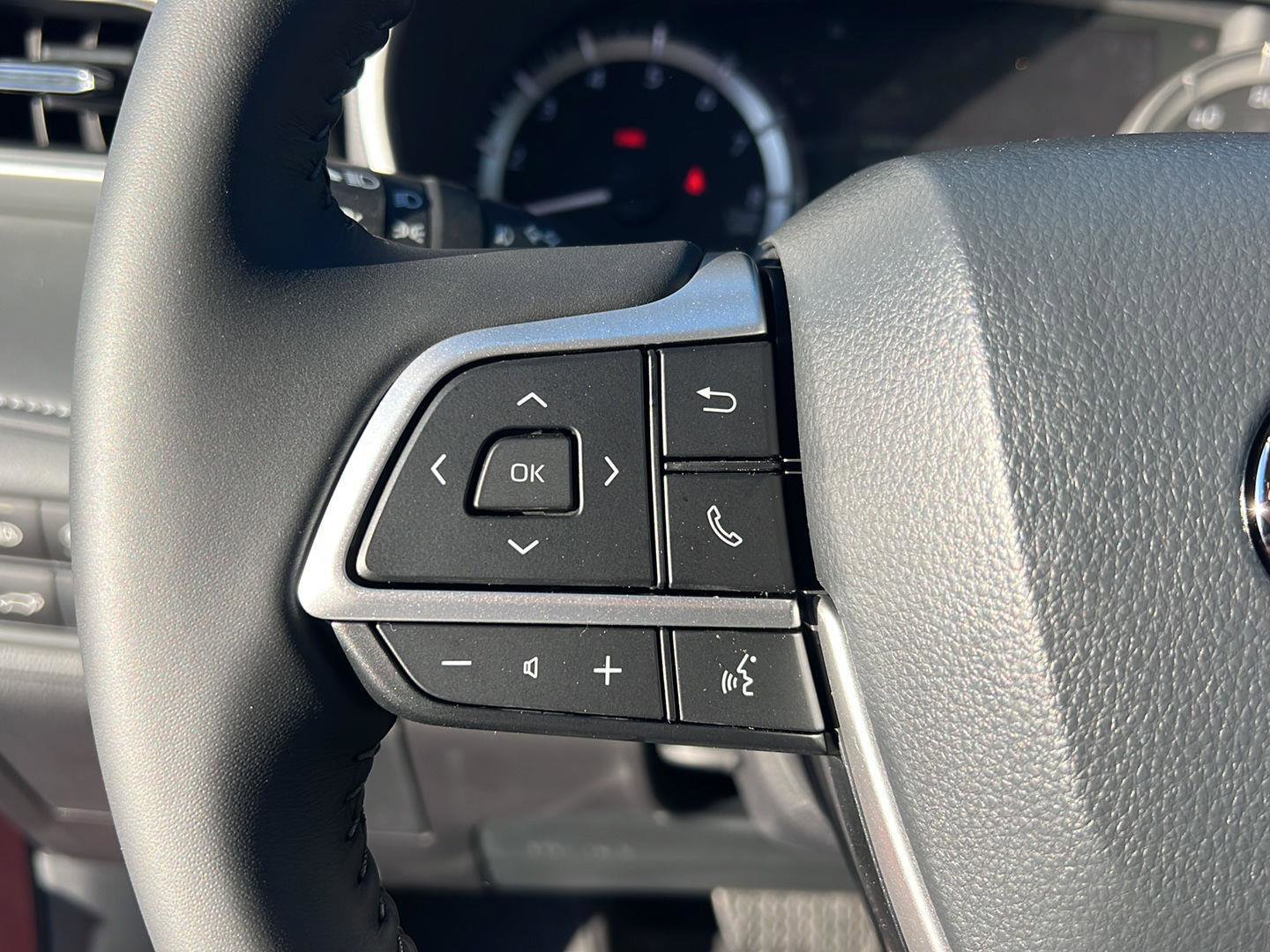 New 2026 Toyota Highlander XLE image 20