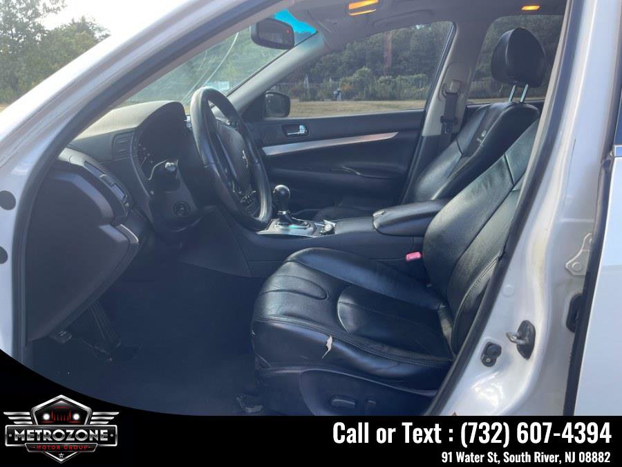 Used 2013 INFINITI G37 Journey w/ Premium Pkg RWD image 14
