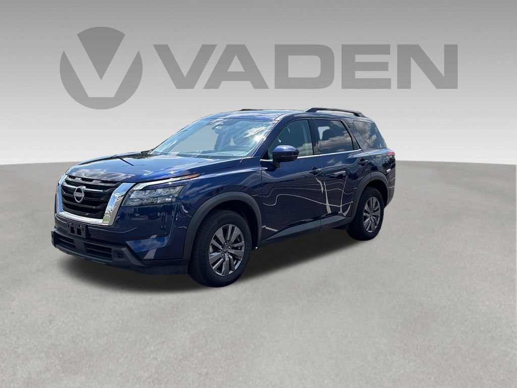 Used 2025 Nissan Pathfinder SV FWD image 1