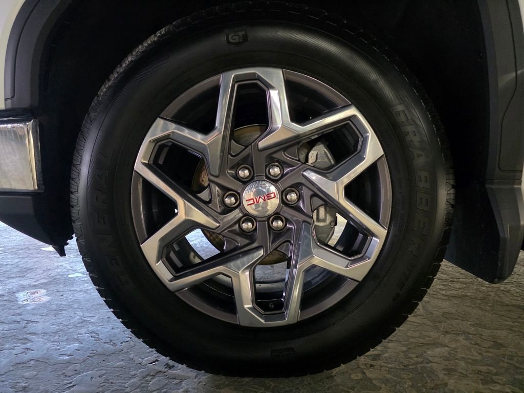 Used 2023 GMC Sierra 1500 SLT w/ SLT Premium Package image 32