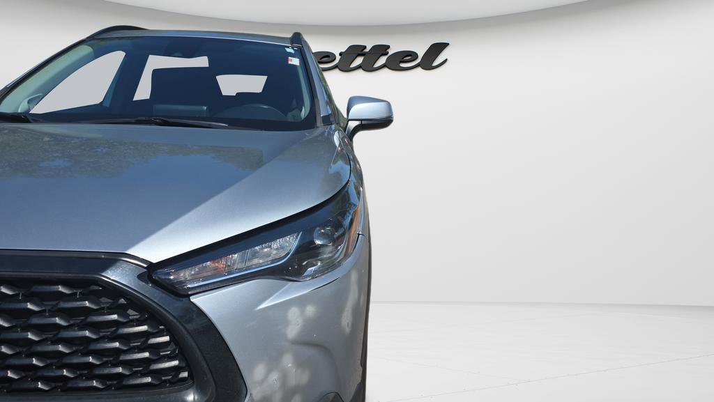 Used 2022 Toyota Corolla Cross LE w/ Moonroof Package AWD/4WD image 25