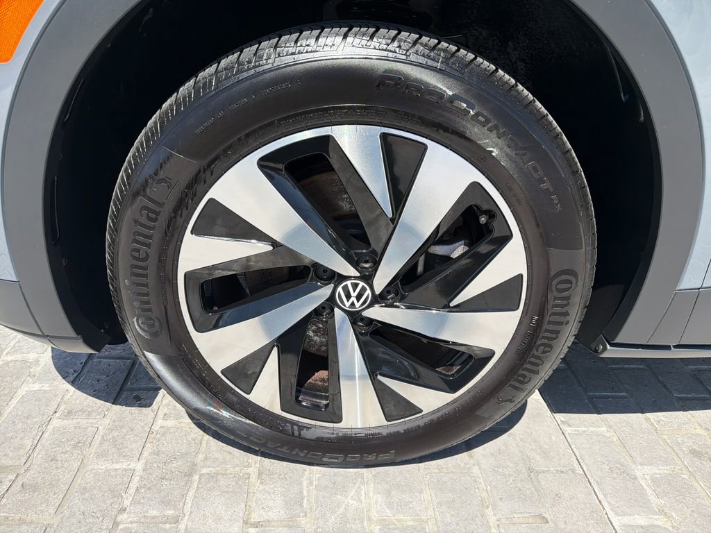 Certified 2023 Volkswagen ID.4 Pro AWD/4WD image 26
