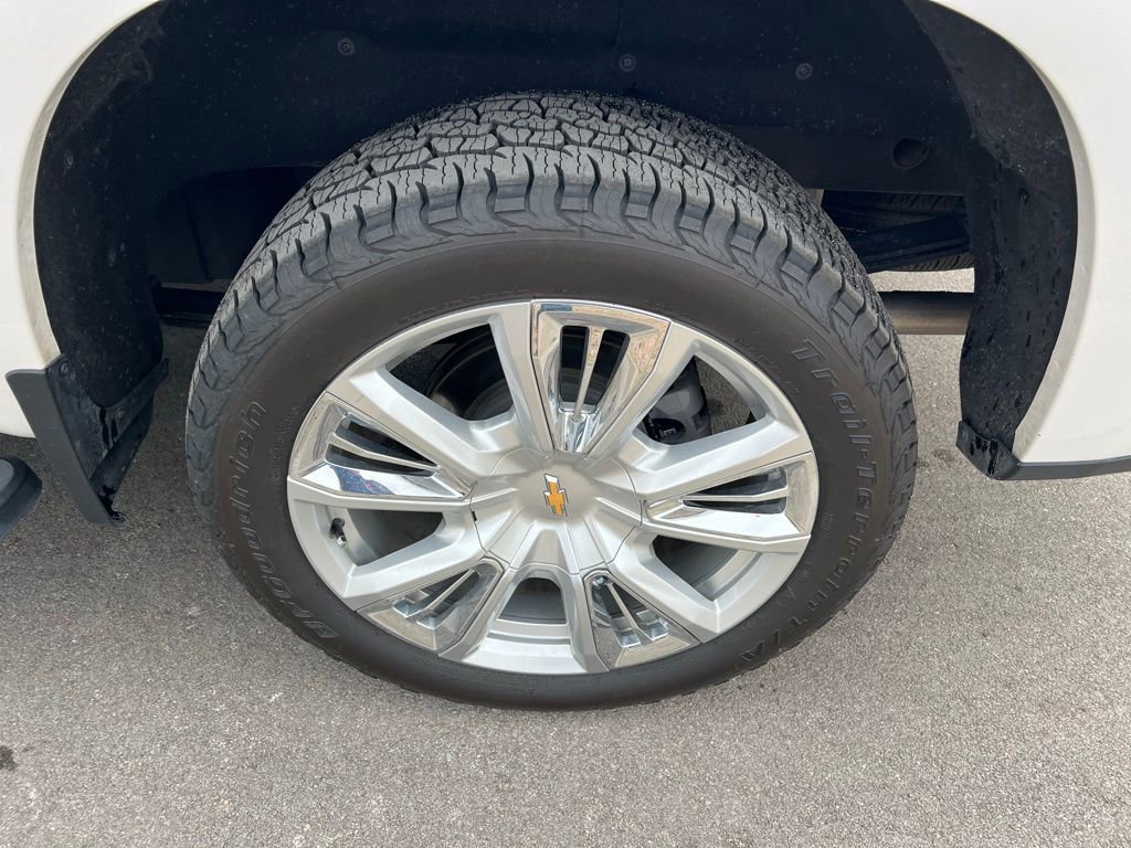 Used 2022 Chevrolet Silverado 1500 High Country w/ High Country Premium Package image 14