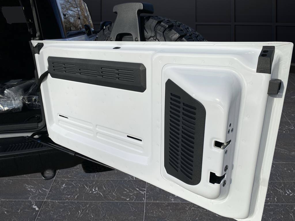 New 2025 Ford Bronco Badlands AWD/4WD image 17