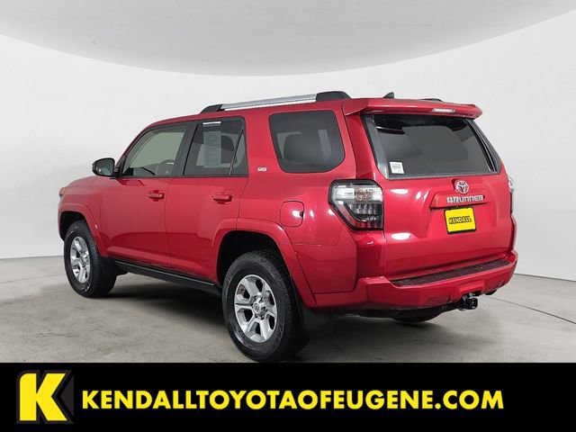 Used 2019 Toyota 4Runner SR5 AWD/4WD image 3