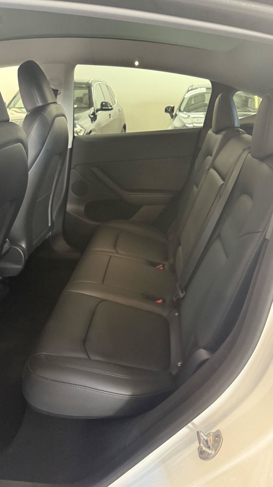 Used 2023 Tesla Model Y Long Range AWD/4WD image 30
