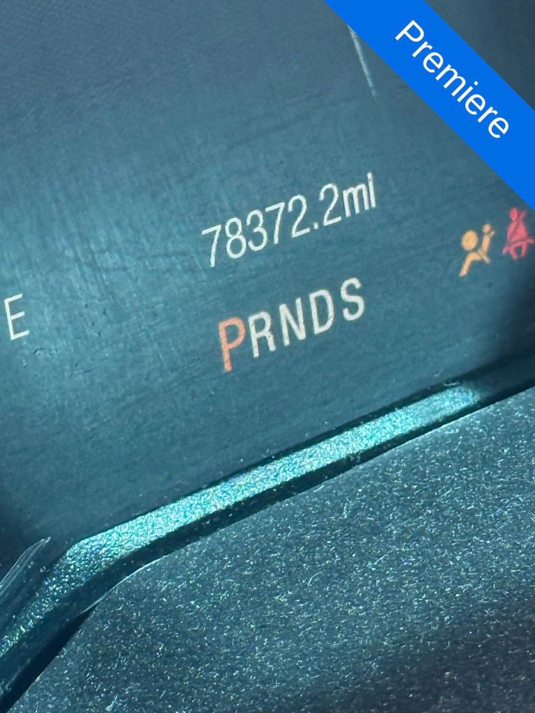 Used 2017 Lincoln MKZ Premiere image 11