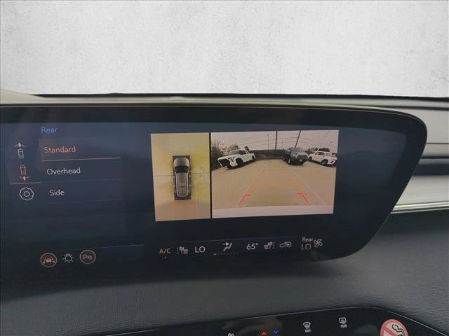 Used 2025 Buick Enclave Preferred image 13