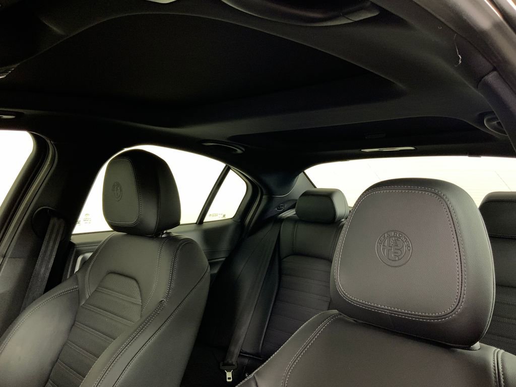New 2026 Alfa Romeo Giulia AWD image 21