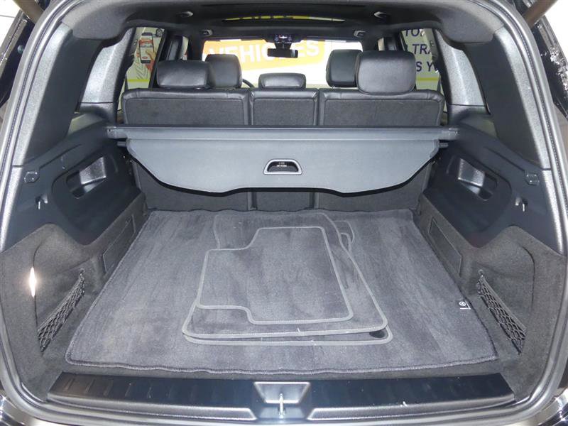 Used 2022 Mercedes-Benz GLB 250 GLB 250 w/ Premium Package Lite image 32