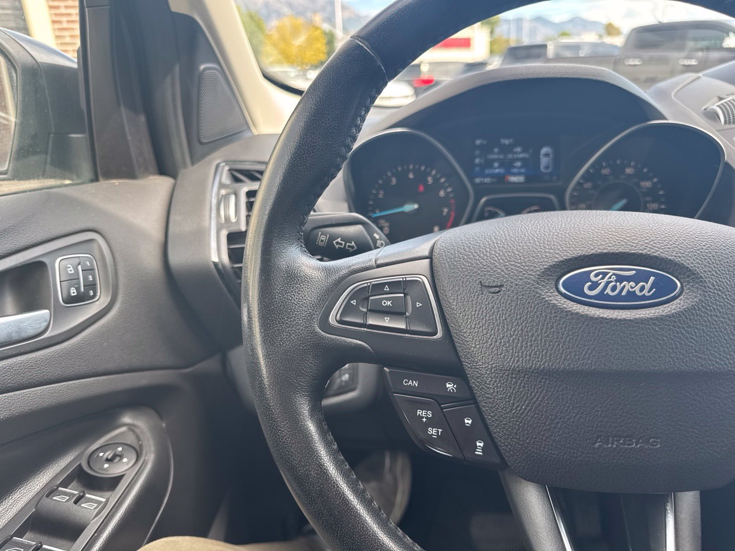 Used 2019 Ford Escape Titanium AWD/4WD image 21