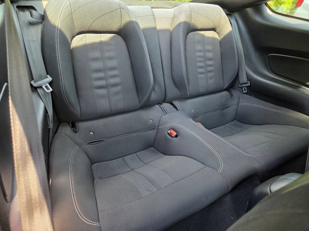 Used 2022 Ford Mustang Coupe RWD image 16