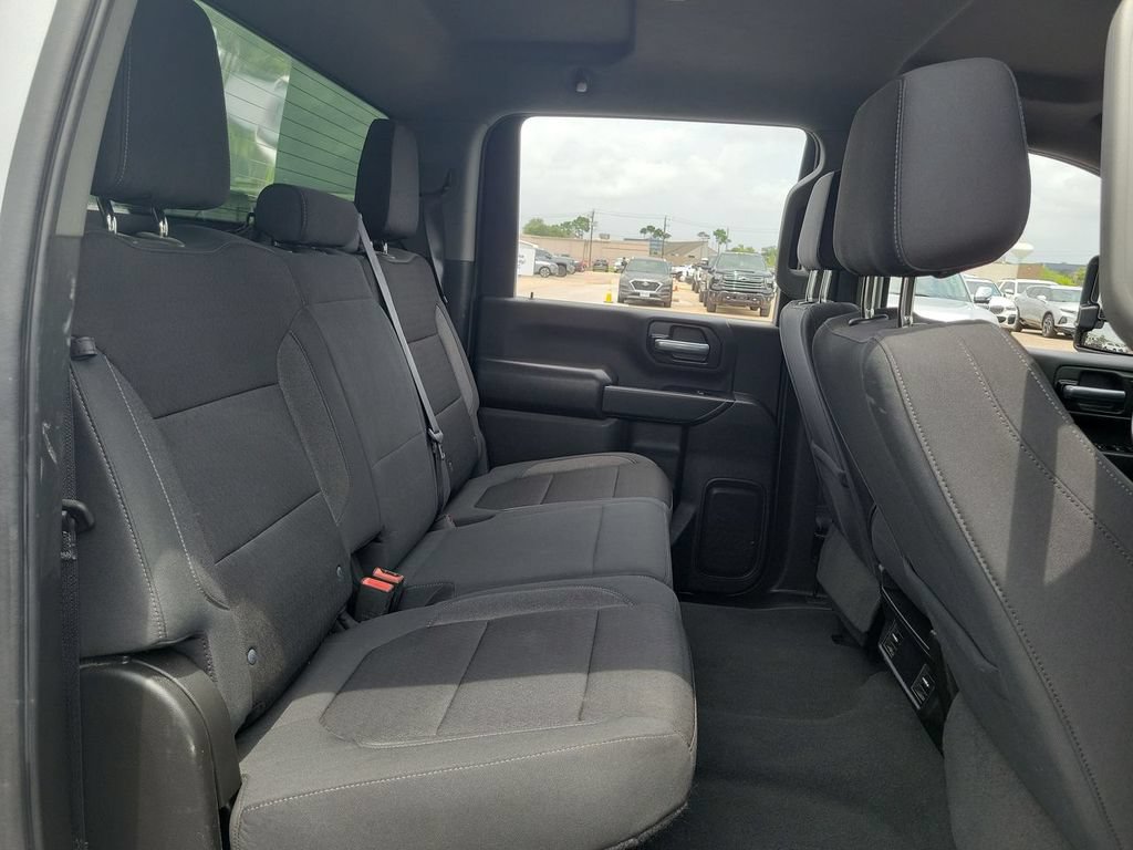 Used 2022 Chevrolet Silverado 2500 Custom w/ Custom Value Package AWD/4WD image 21
