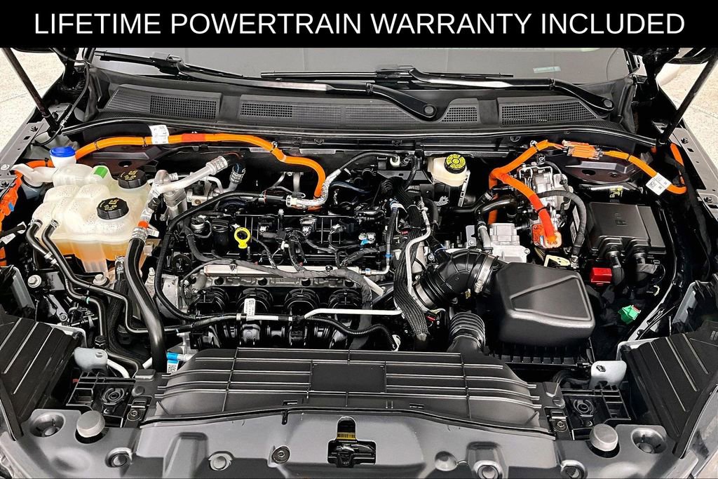 Used 2024 Lincoln Corsair Grand Touring image 11