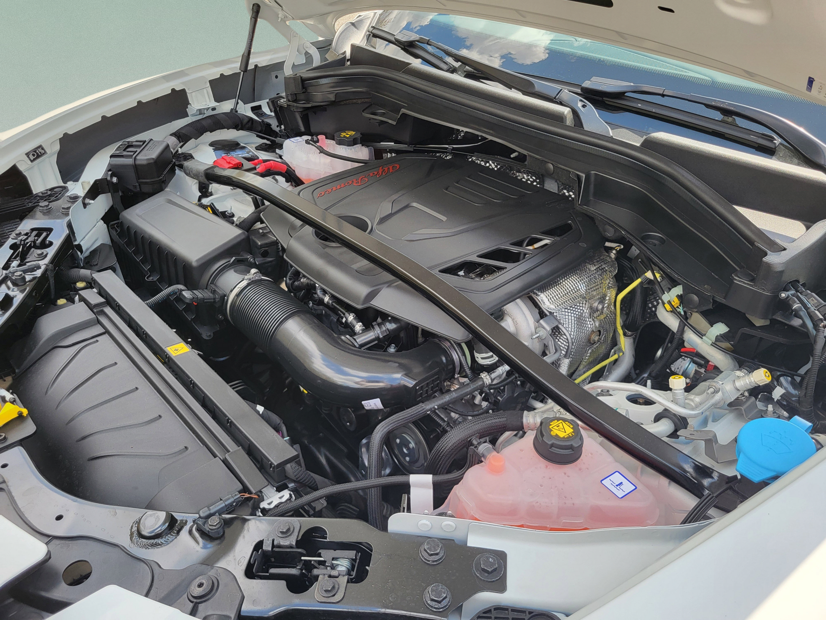 New 2026 Alfa Romeo Stelvio Sprint AWD/4WD image 67