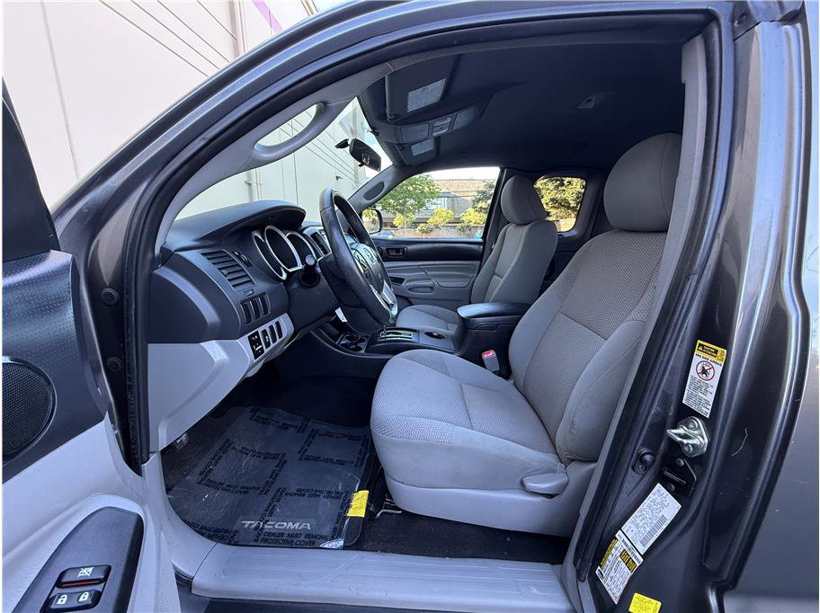 Used 2014 Toyota Tacoma 2WD Access Cab w/ Convenience Package image 7