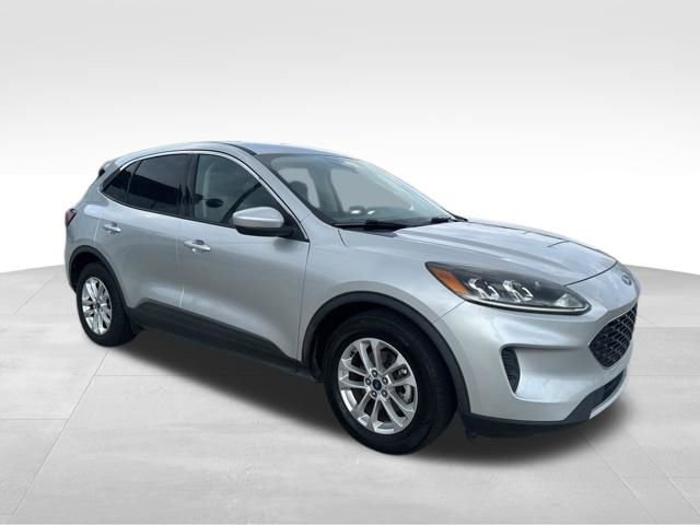 Used 2020 Ford Escape SE image 9