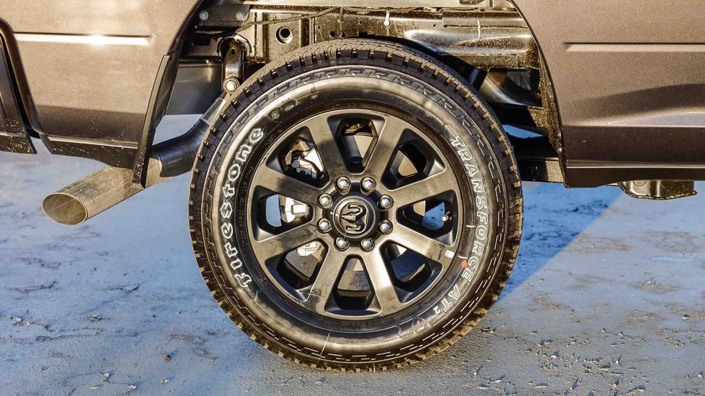 New 2026 RAM 2500 Laramie AWD/4WD image 12