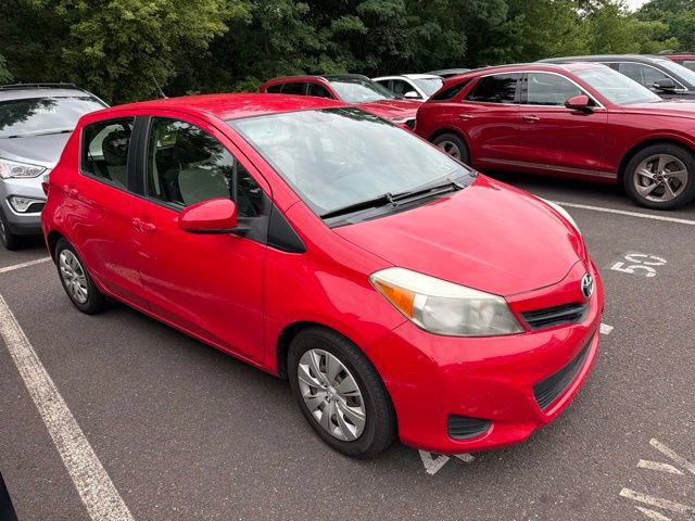 Used 2014 Toyota Yaris L FWD image 14