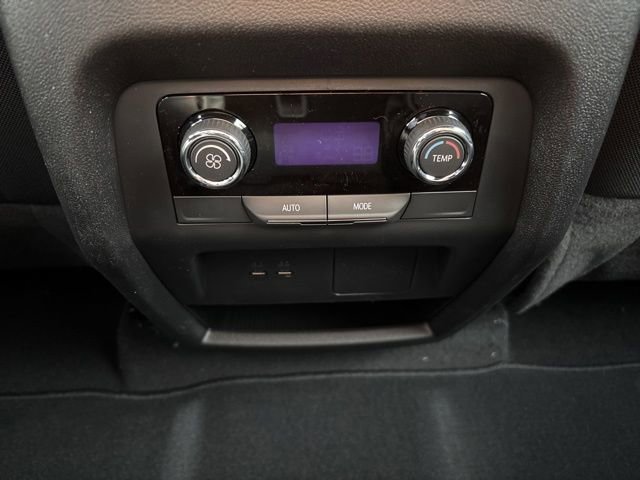 New 2026 Chevrolet Traverse LT FWD image 34