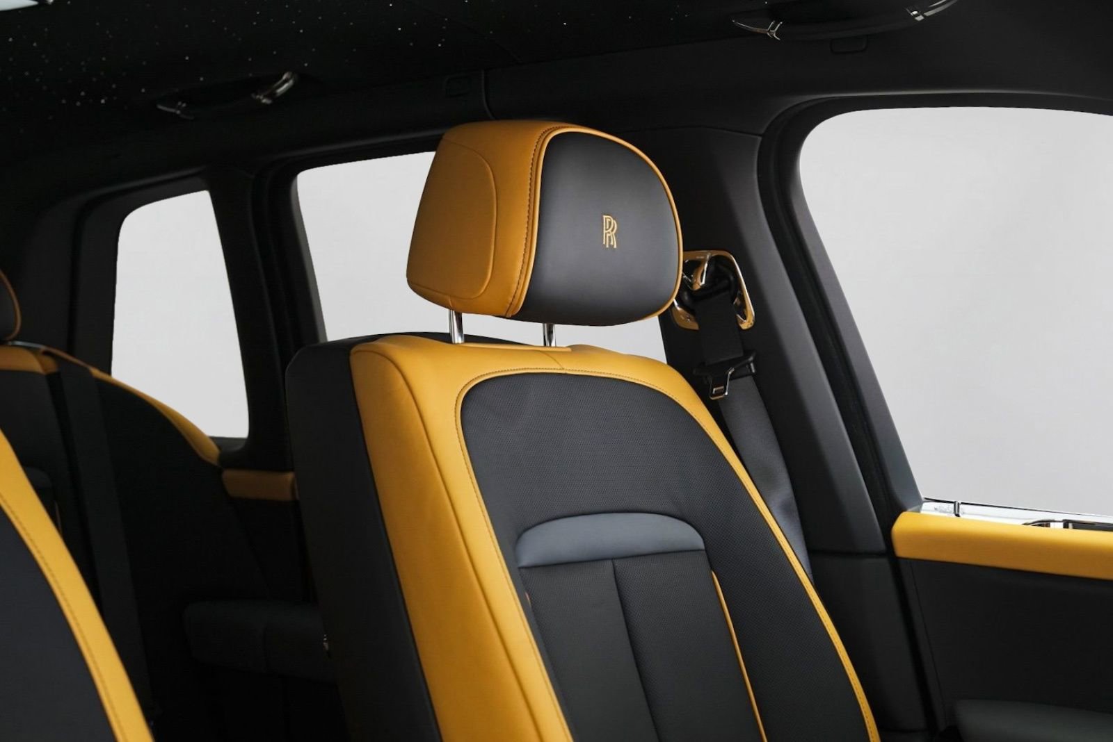 New 2026 Rolls-Royce Cullinan AWD/4WD image 33