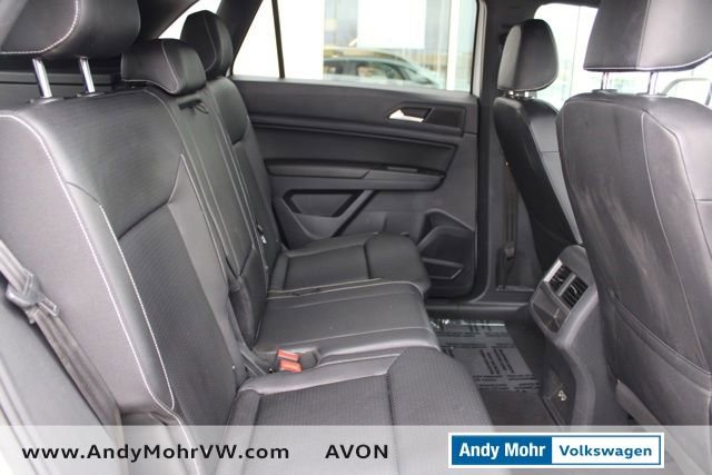 Used 2020 Volkswagen Atlas Cross Sport SE w/ Towing Package image 25