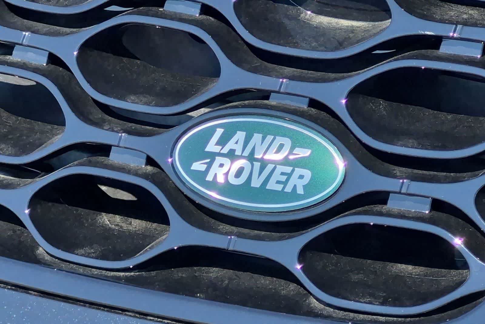 New 2026 Land Rover Discovery Sport Landmark AWD/4WD image 11