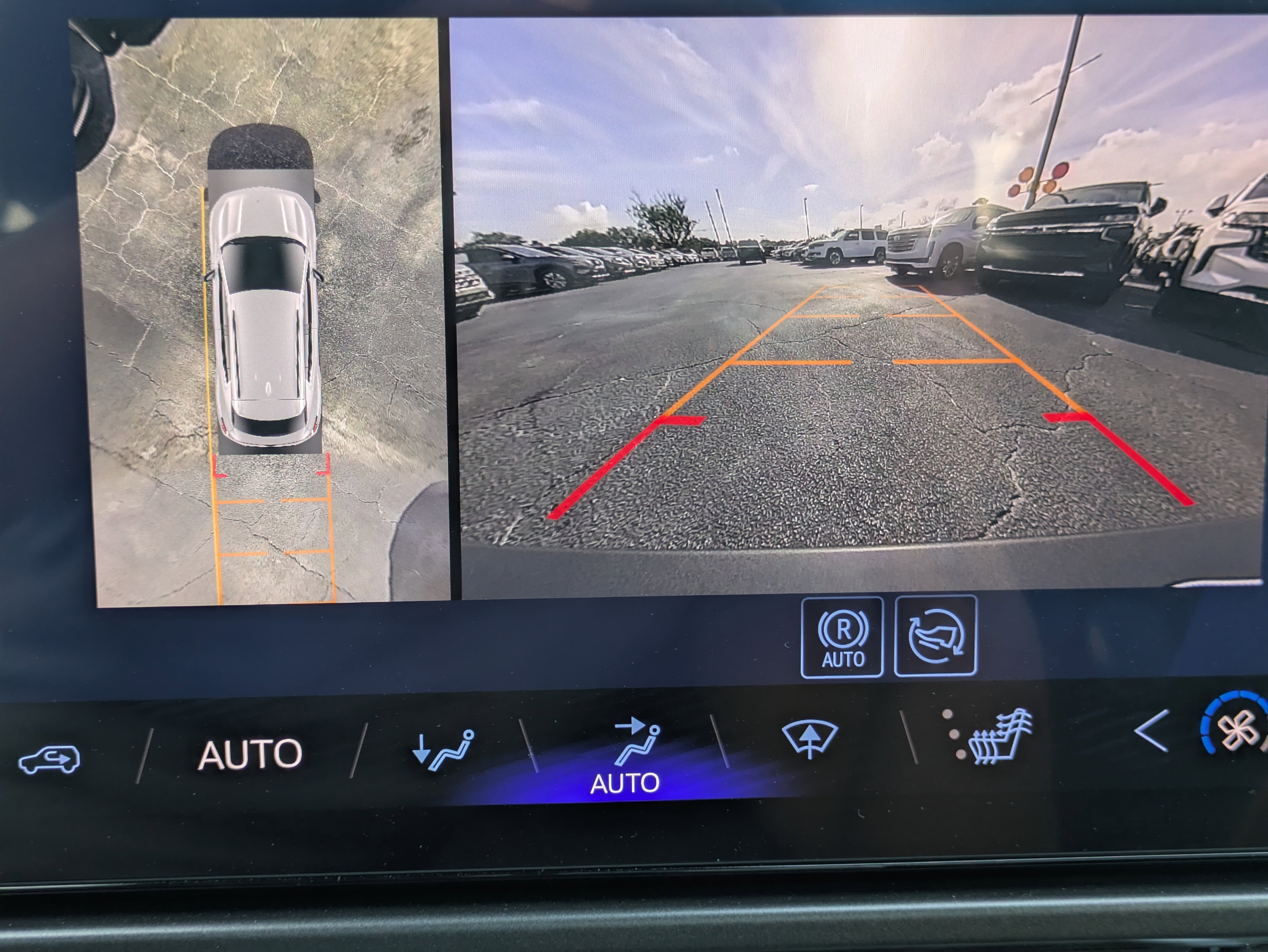 New 2026 Chevrolet Equinox EV LT image 11