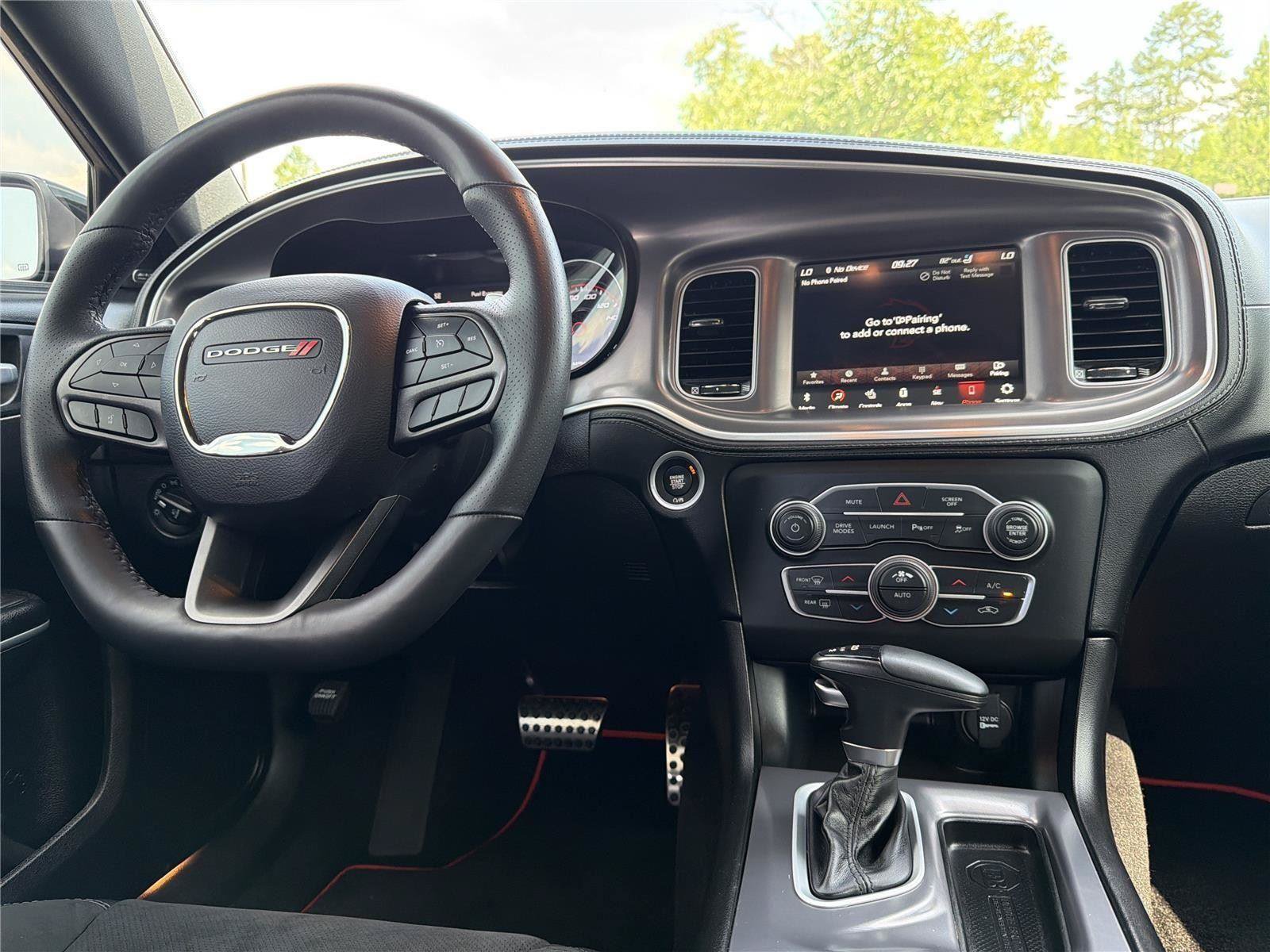 Used 2022 Dodge Charger Scat Pack w/ Dynamics Package RWD image 10