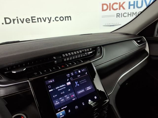 Used 2023 Jeep Grand Cherokee Laredo w/ Luxury Tech Group I image 23